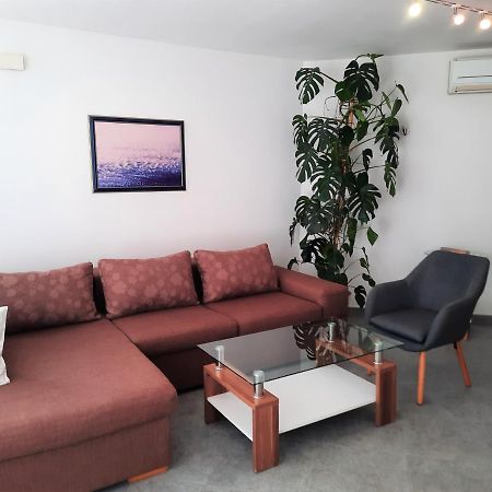 Apartment Mato Barbariga Exterior photo